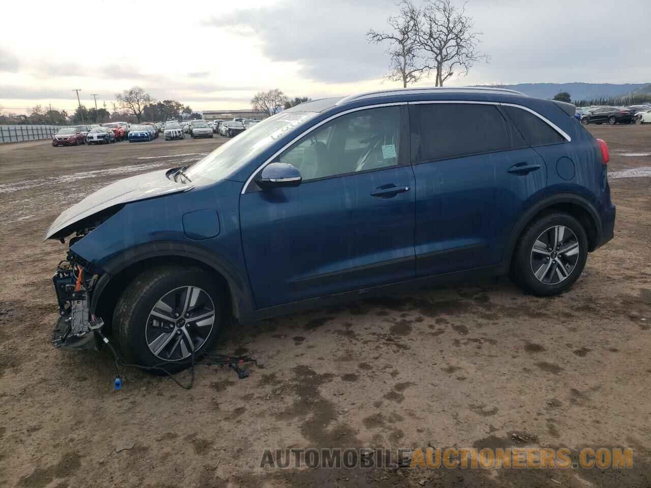 KNDCD3LD9M5464009 KIA NIRO 2021