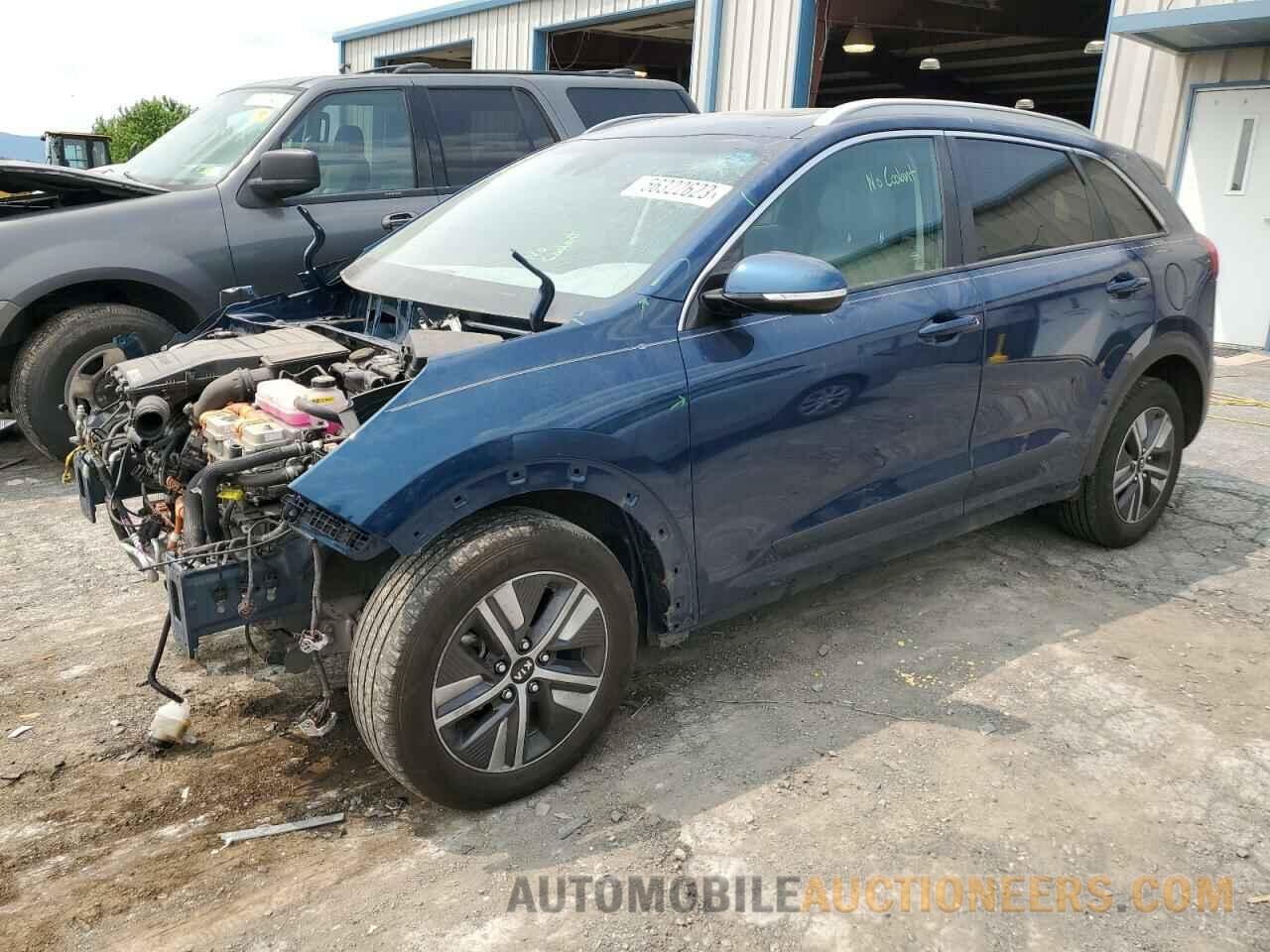 KNDCE3LC0L5428406 KIA NIRO 2020