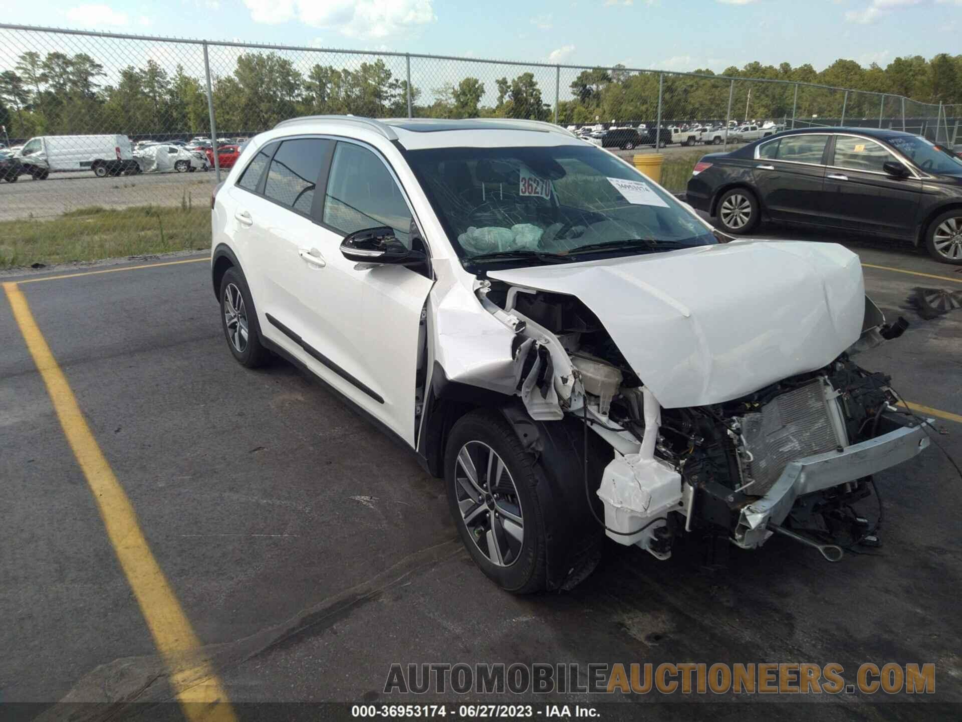 KNDCE3LC0N5495753 KIA NIRO 2022