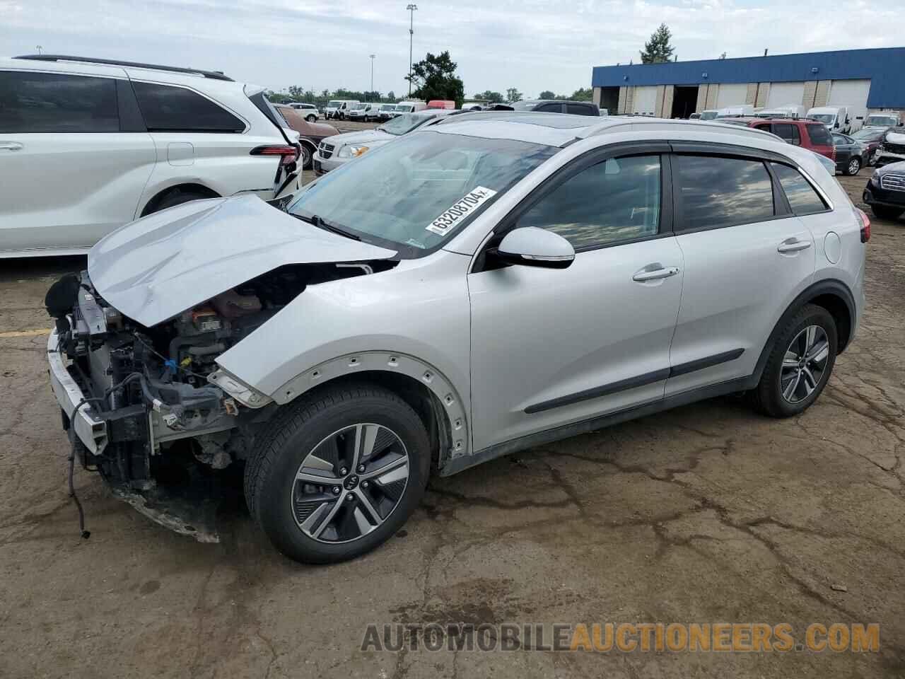 KNDCE3LC2M5463384 KIA NIRO 2021