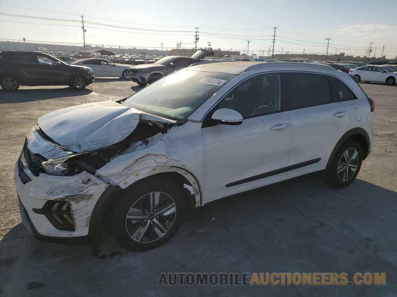 KNDCE3LC2N5530275 KIA NIRO 2022