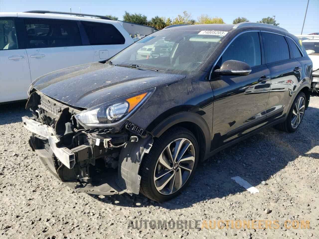 KNDCE3LC3J5132812 KIA NIRO 2018