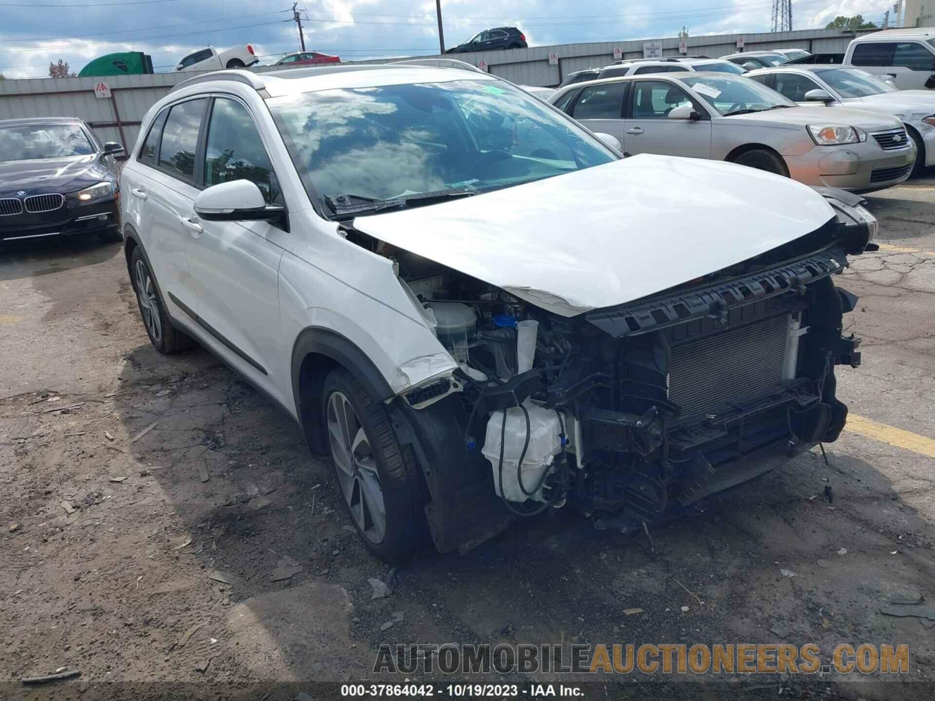 KNDCE3LC3J5175417 KIA NIRO 2018