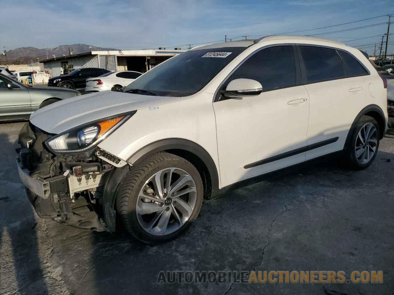 KNDCE3LC3K5216226 KIA NIRO 2019