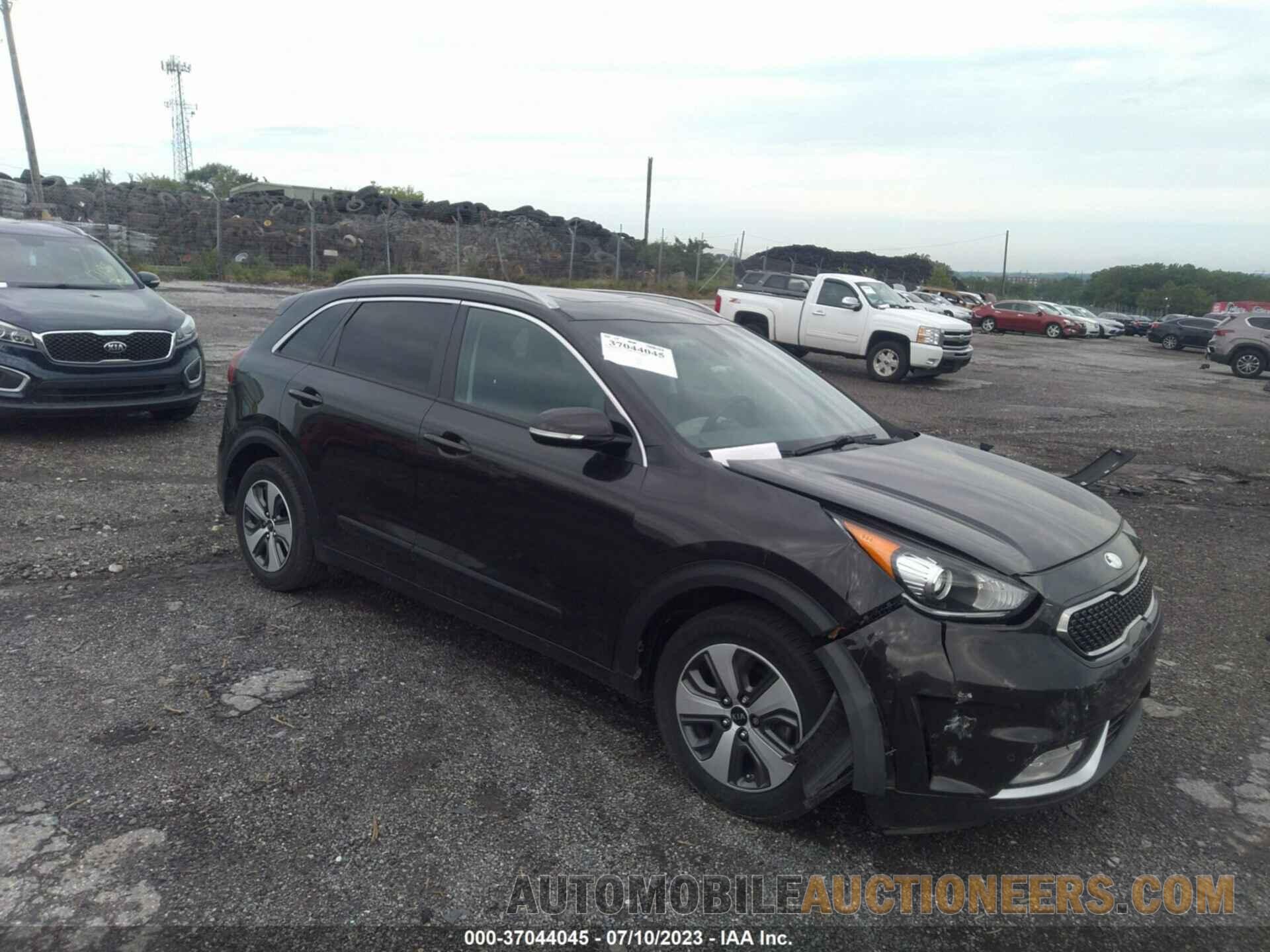 KNDCE3LC5J5118068 KIA NIRO 2018