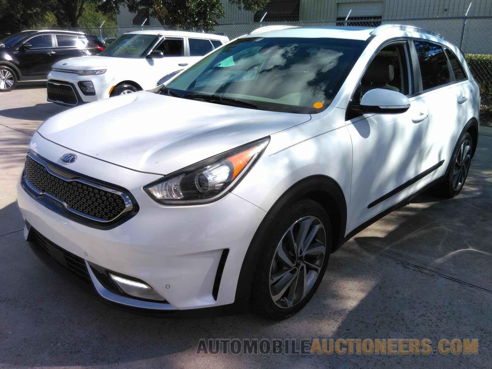 KNDCE3LC5J5186614 Kia Niro 2018