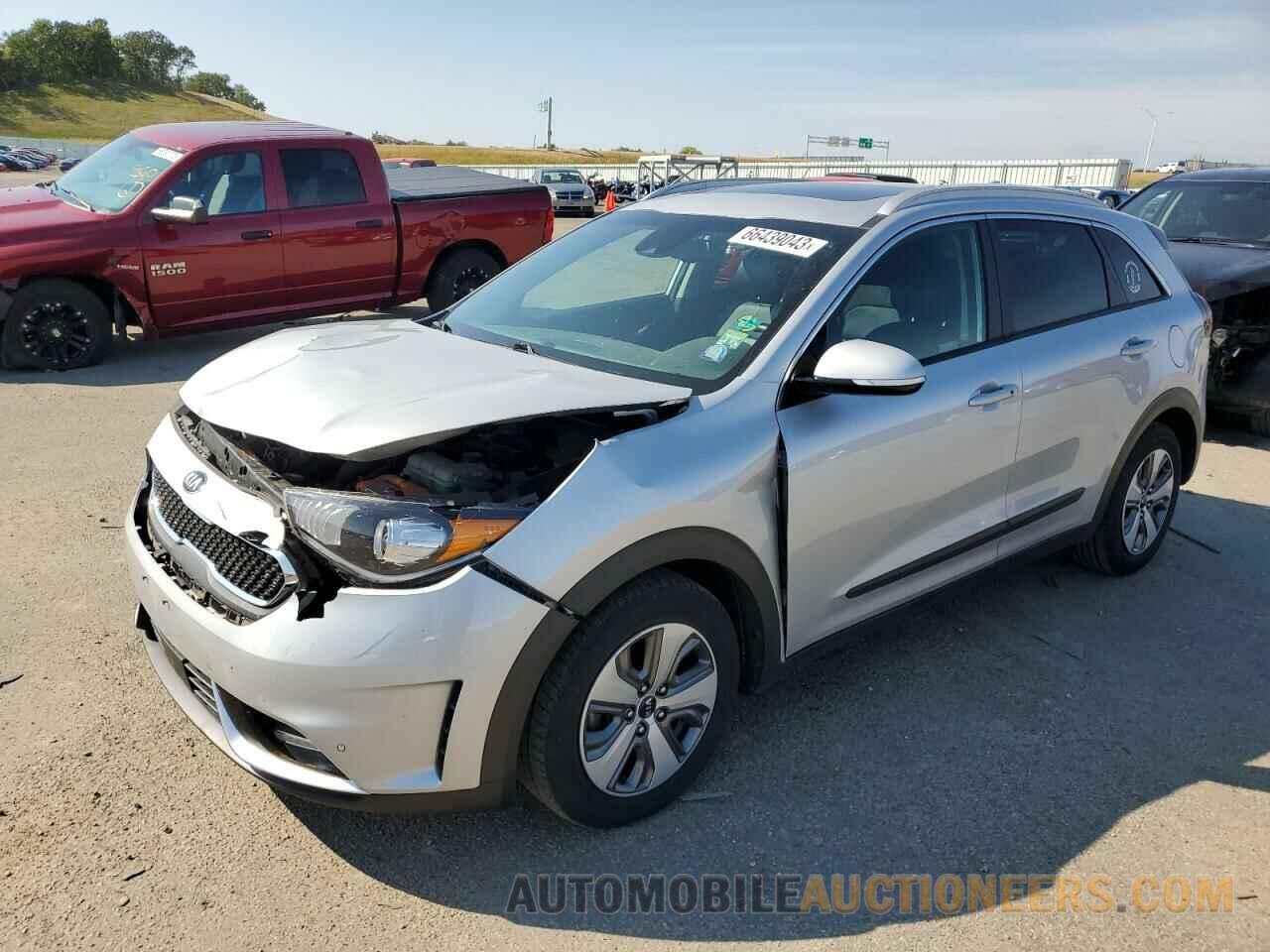 KNDCE3LC5K5240253 KIA NIRO 2019