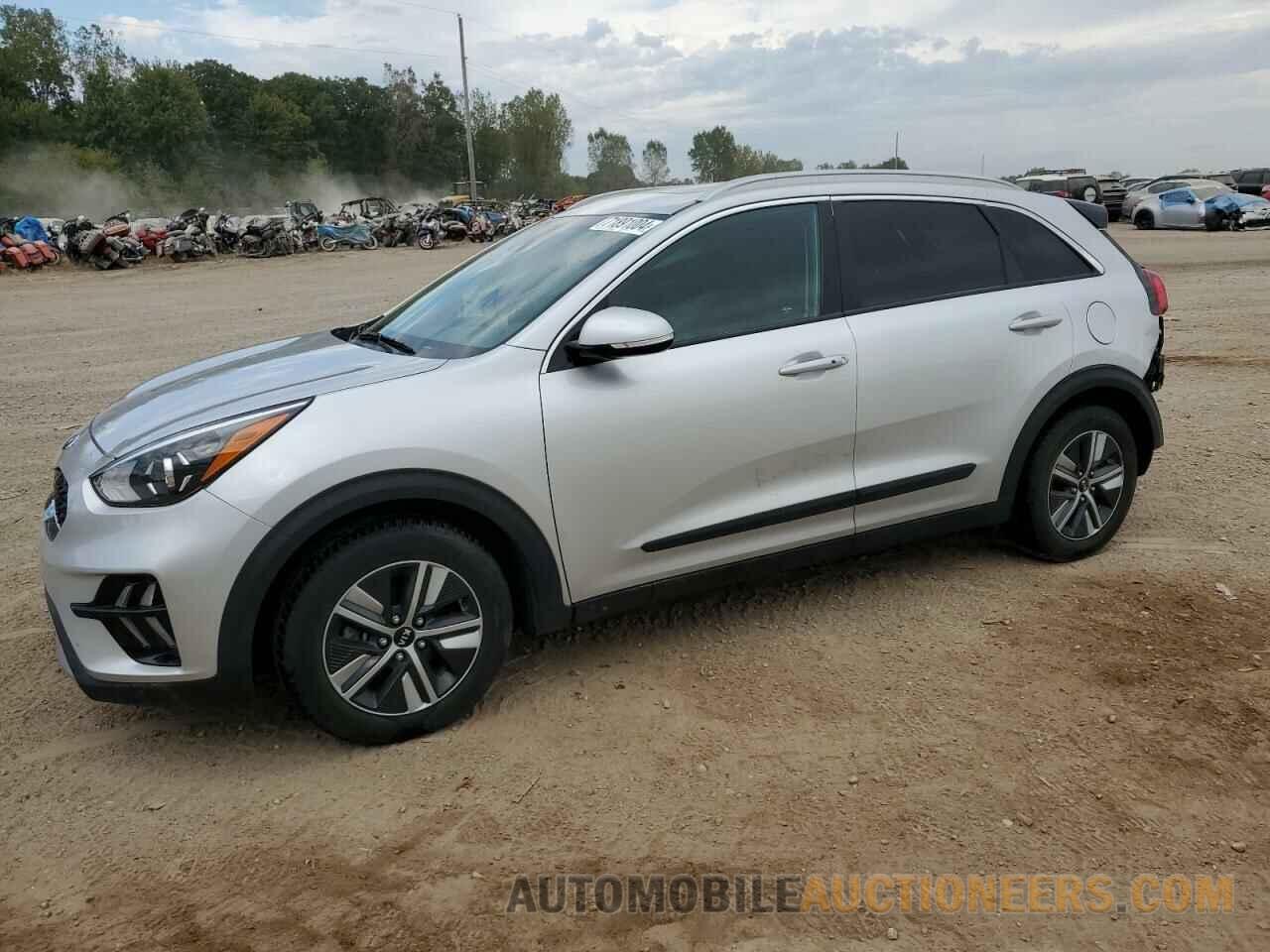 KNDCE3LC6M5466904 KIA NIRO 2021