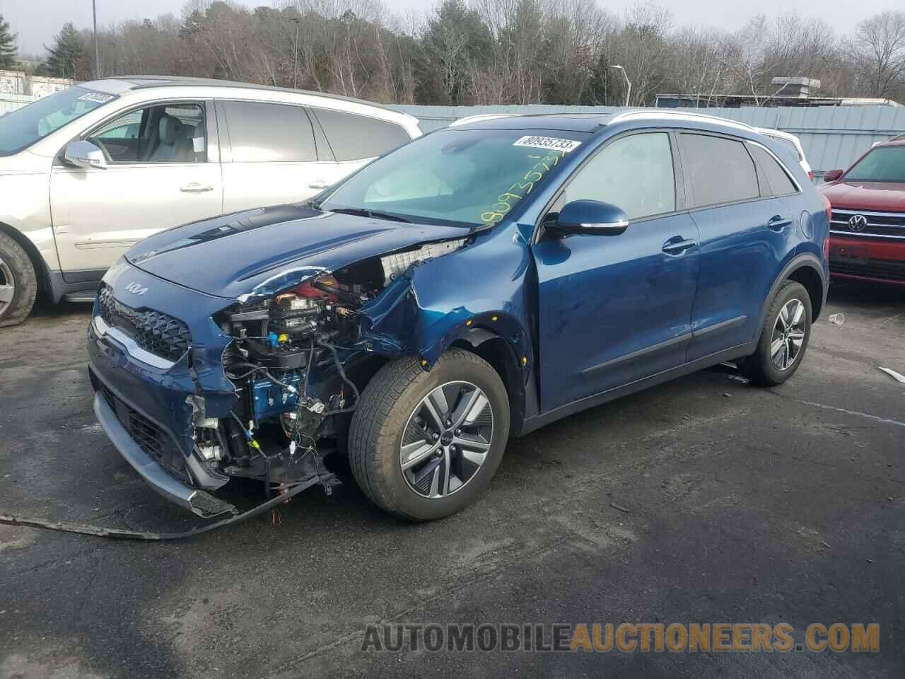 KNDCE3LC7N5528005 KIA NIRO 2022