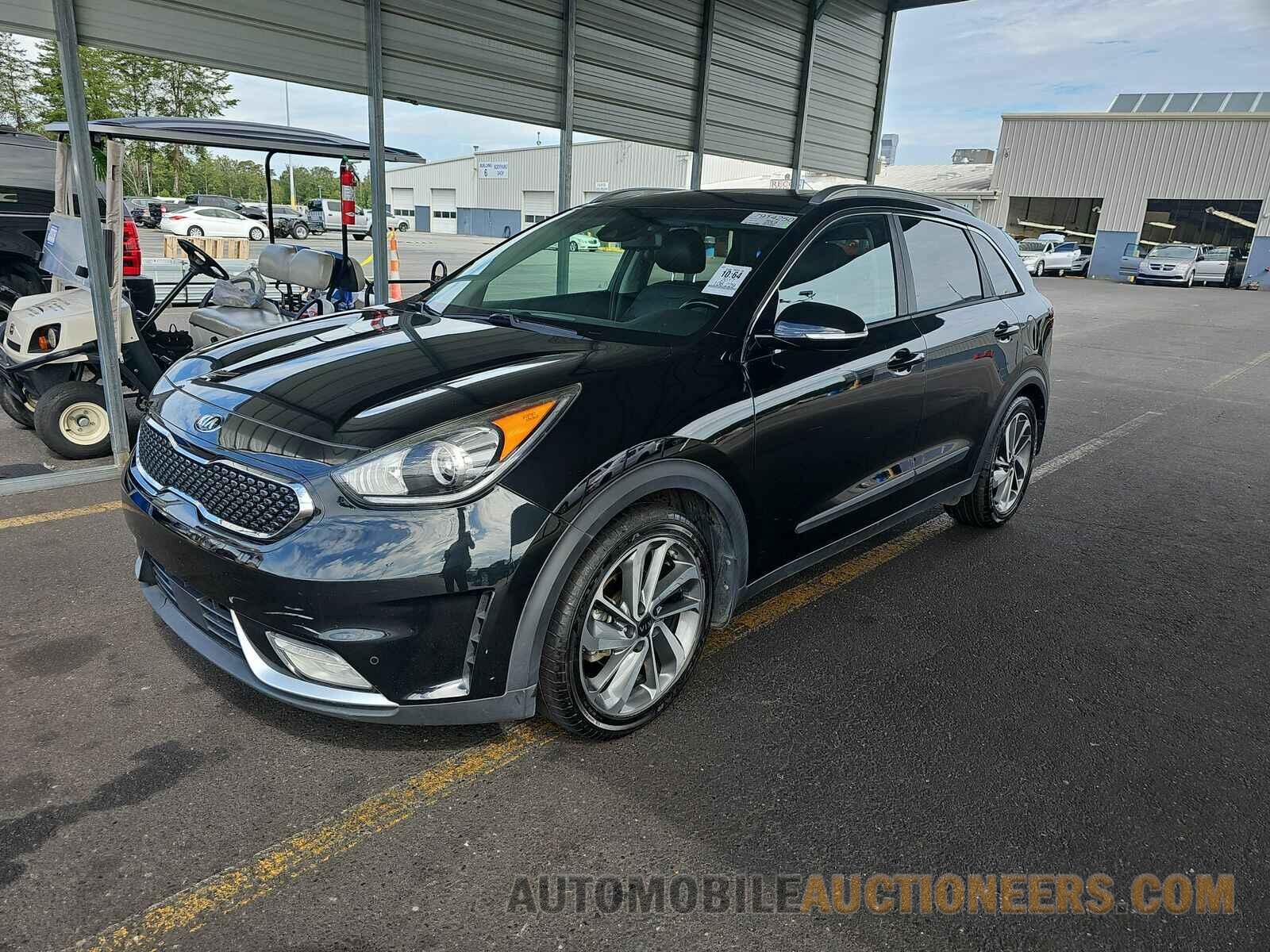 KNDCE3LC9H5048777 Kia Niro 2017