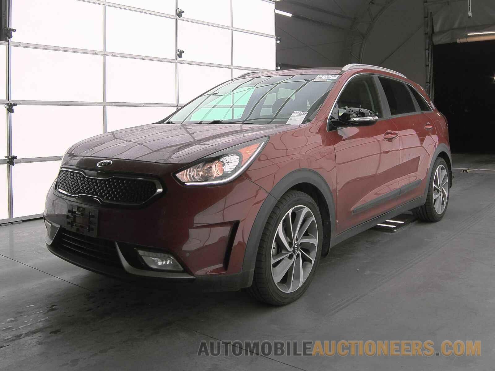 KNDCE3LC9H5090561 Kia Niro 2017