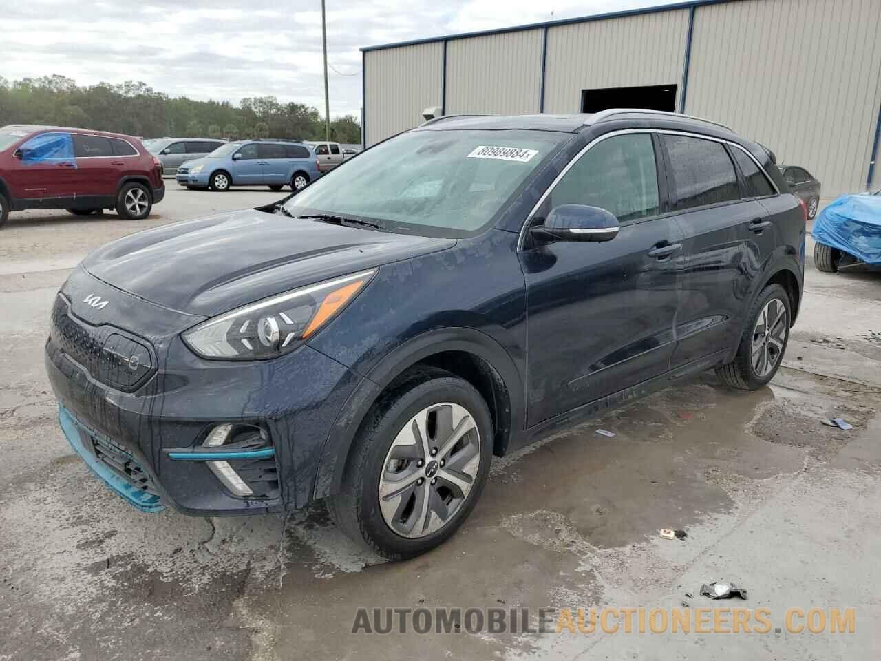 KNDCE3LG1N5130579 KIA NIRO 2022