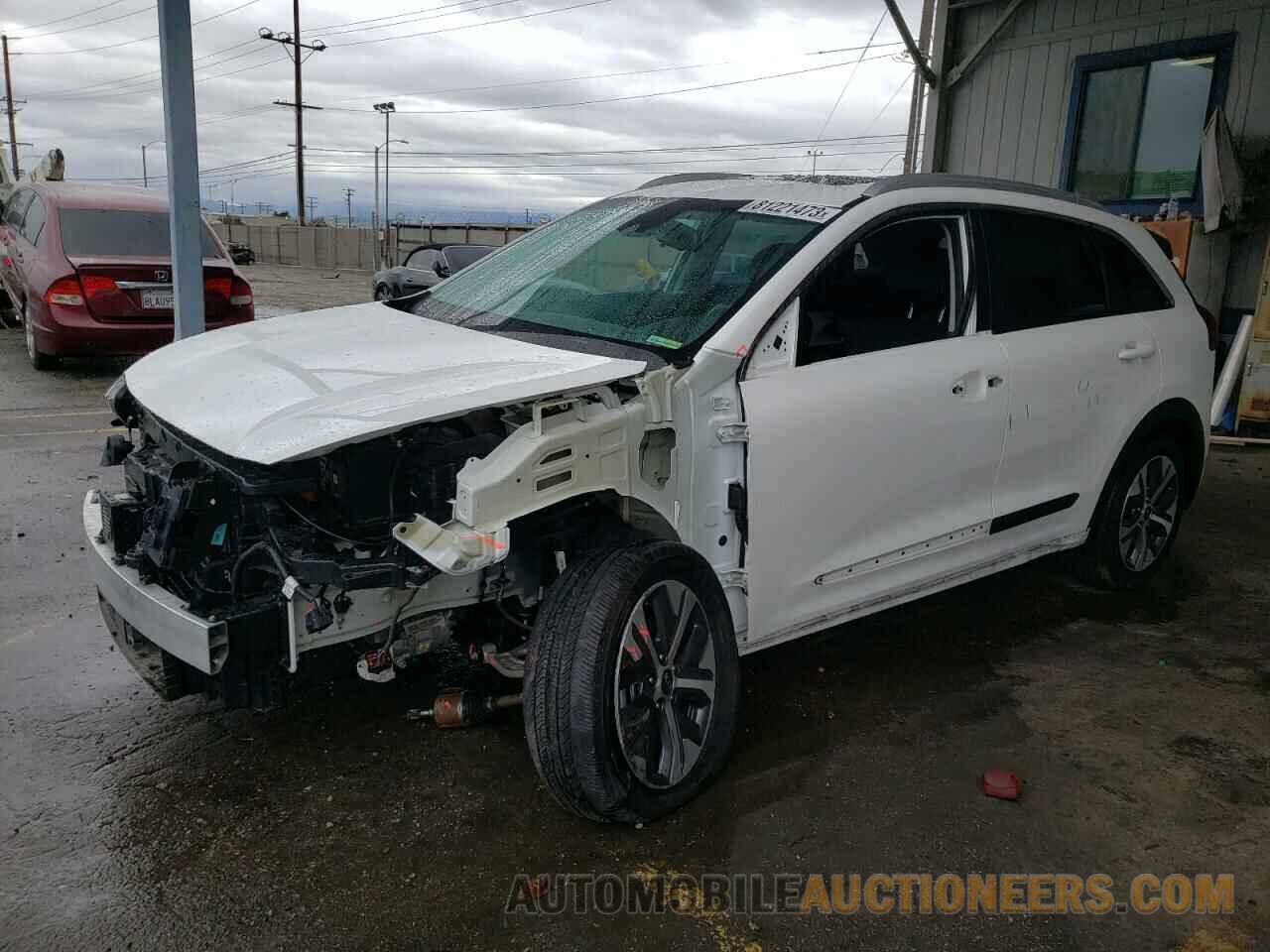 KNDCE3LG6K5030327 KIA NIRO 2019