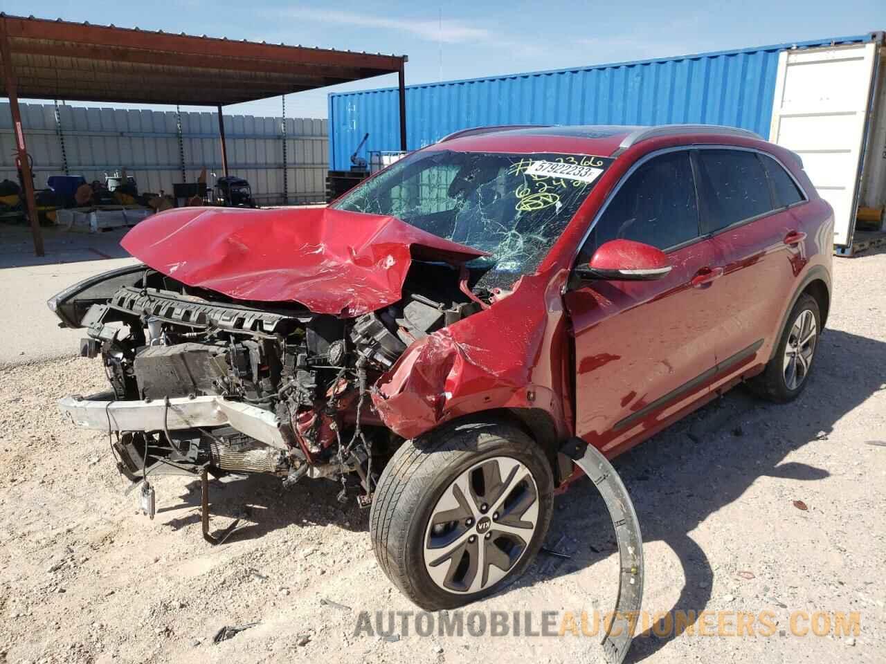 KNDCE3LG6L5061028 KIA NIRO 2020