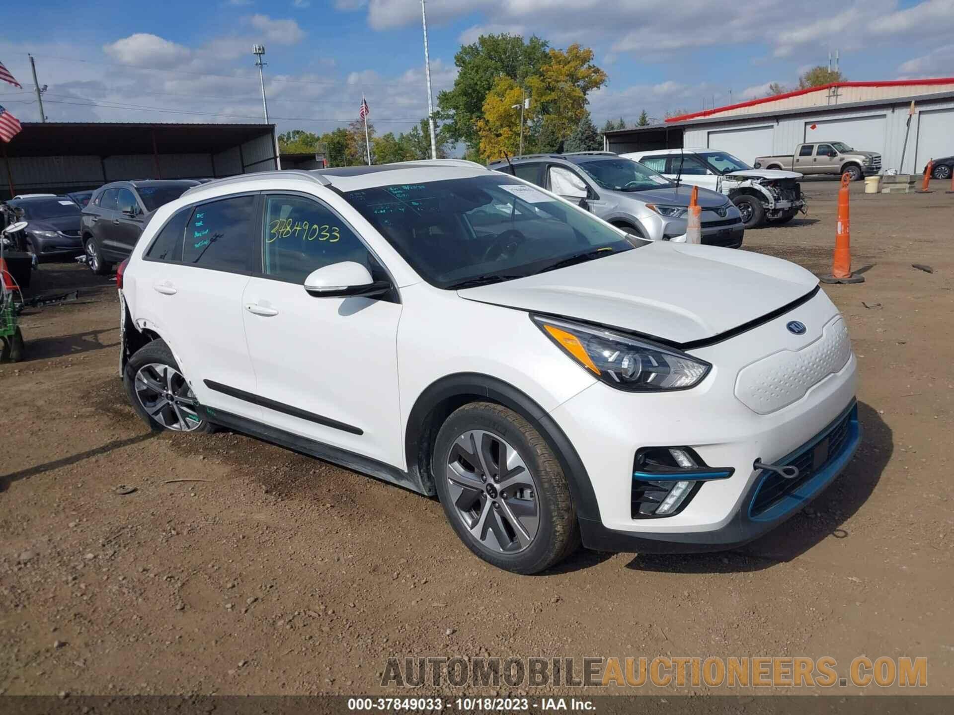 KNDCE3LG6M5098467 KIA NIRO EV 2021