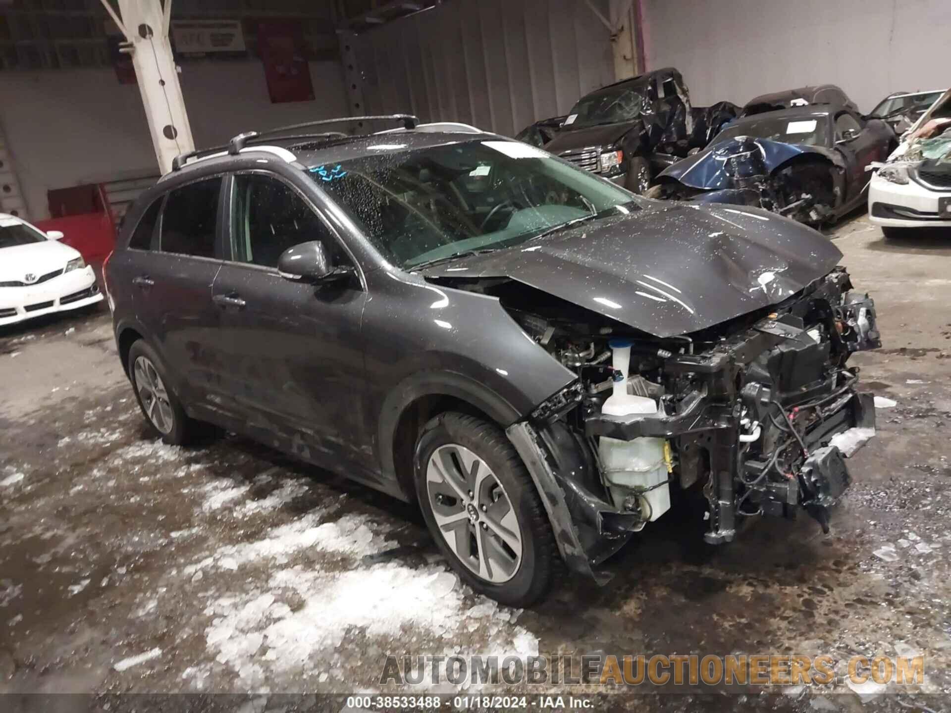 KNDCE3LG9L5064098 KIA NIRO EV 2020