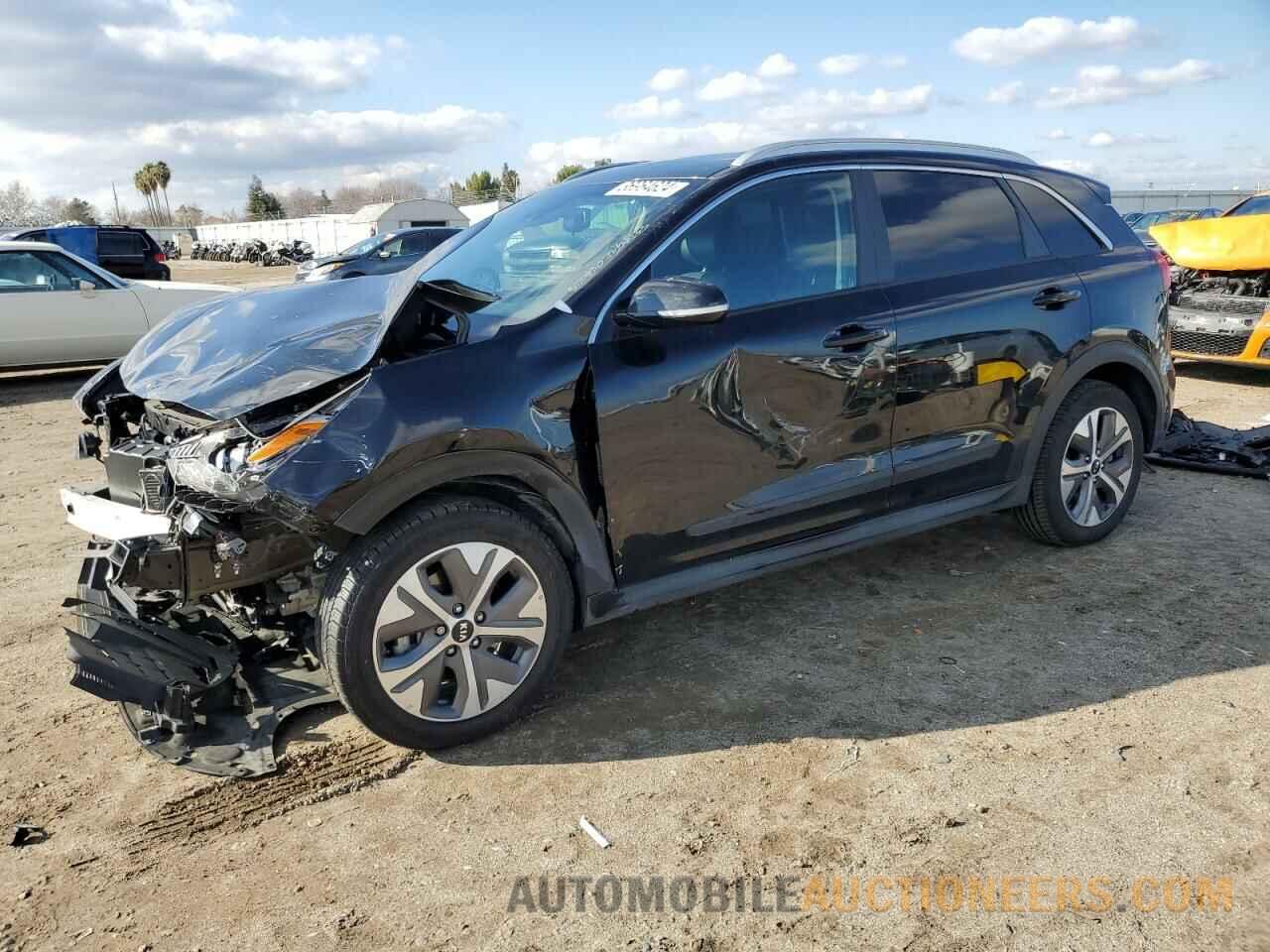 KNDCE3LGXL5033443 KIA NIRO 2020