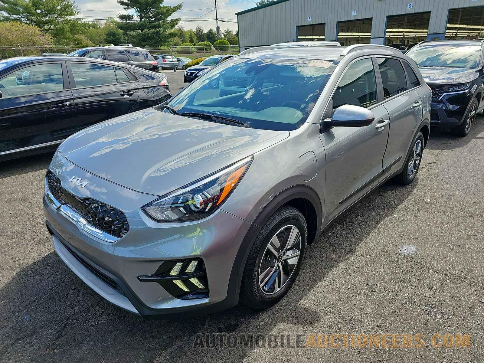 KNDCM3LDXN5514885 Kia Niro Plug-In Hybrid 2022