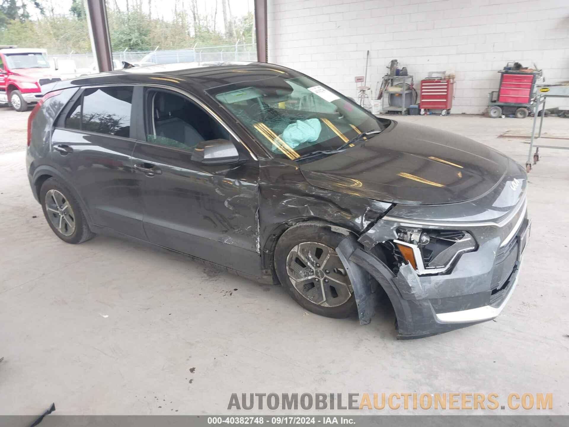 KNDCP3LE2R5119265 KIA NIRO 2024