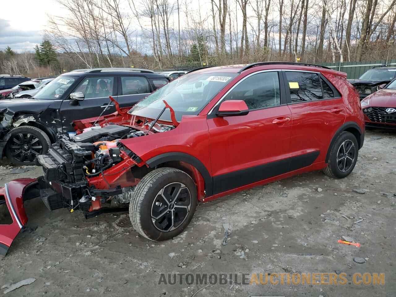 KNDCP3LE2R5142254 KIA NIRO 2024