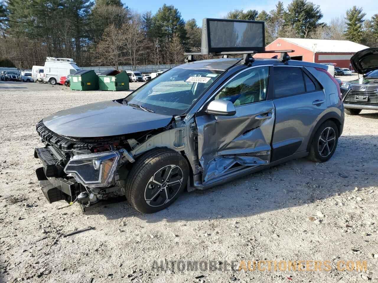 KNDCP3LE3P5064872 KIA NIRO 2023