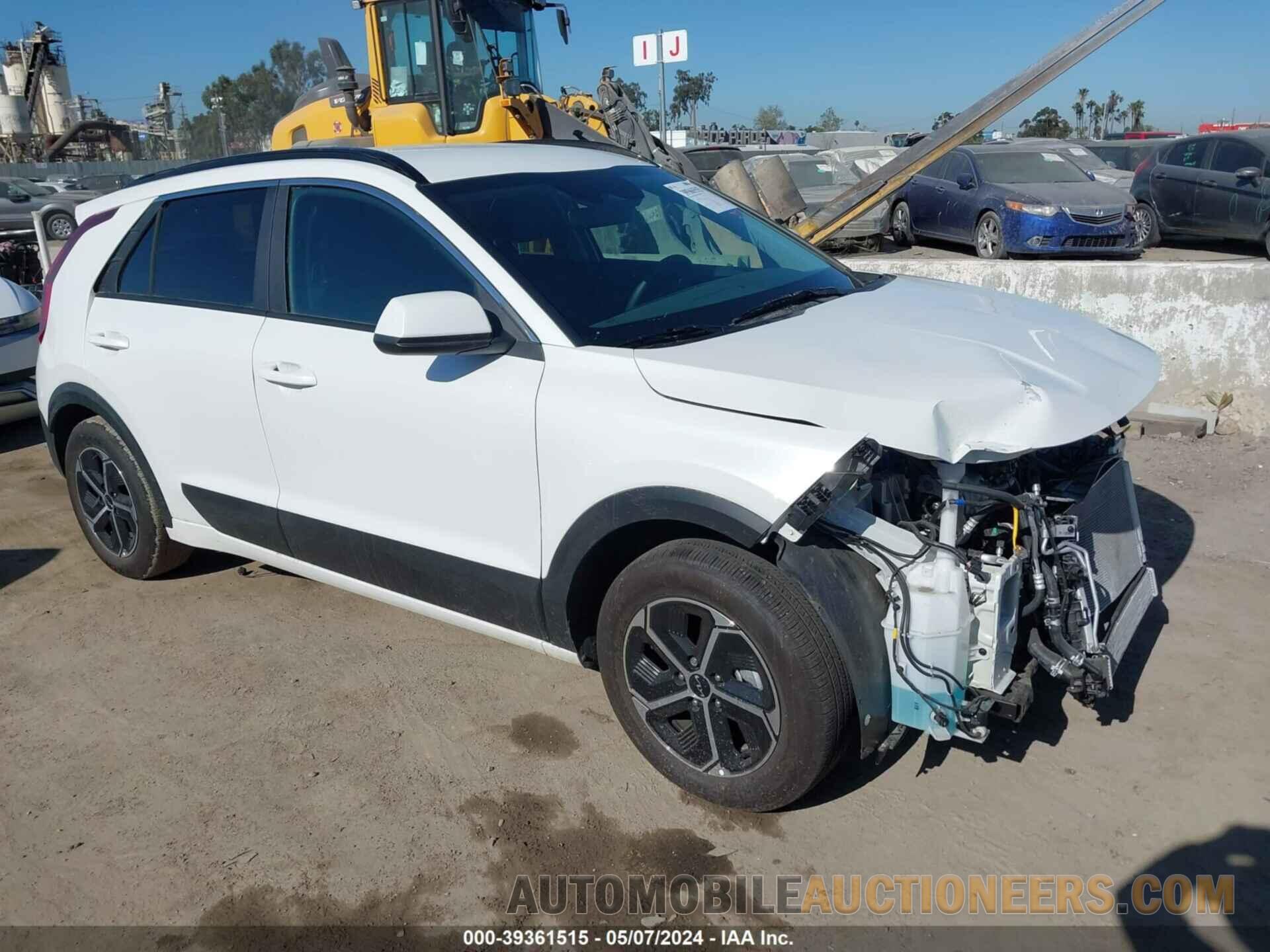 KNDCP3LE4P5110533 KIA NIRO 2023