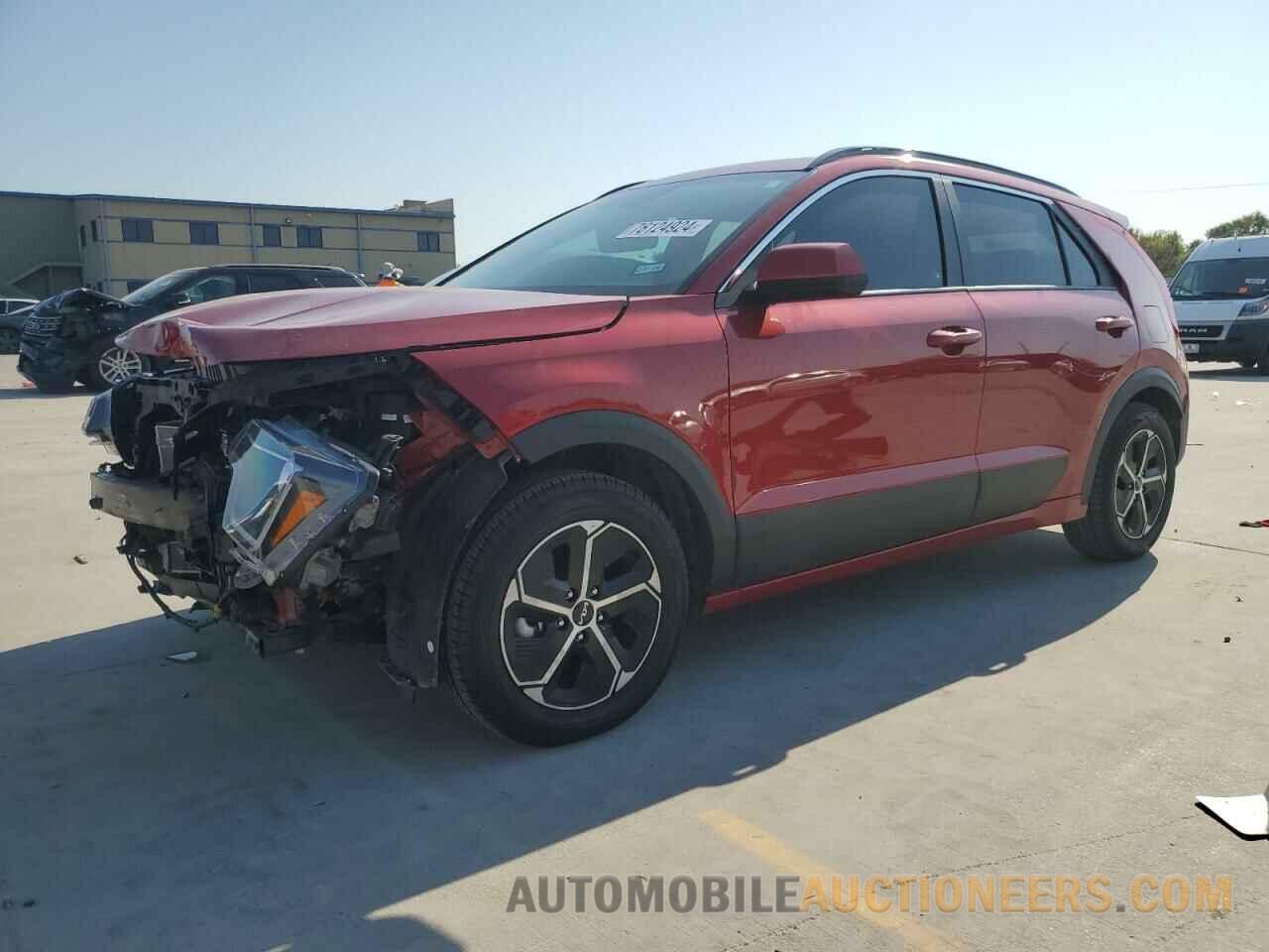 KNDCP3LE5R5156388 KIA NIRO 2024