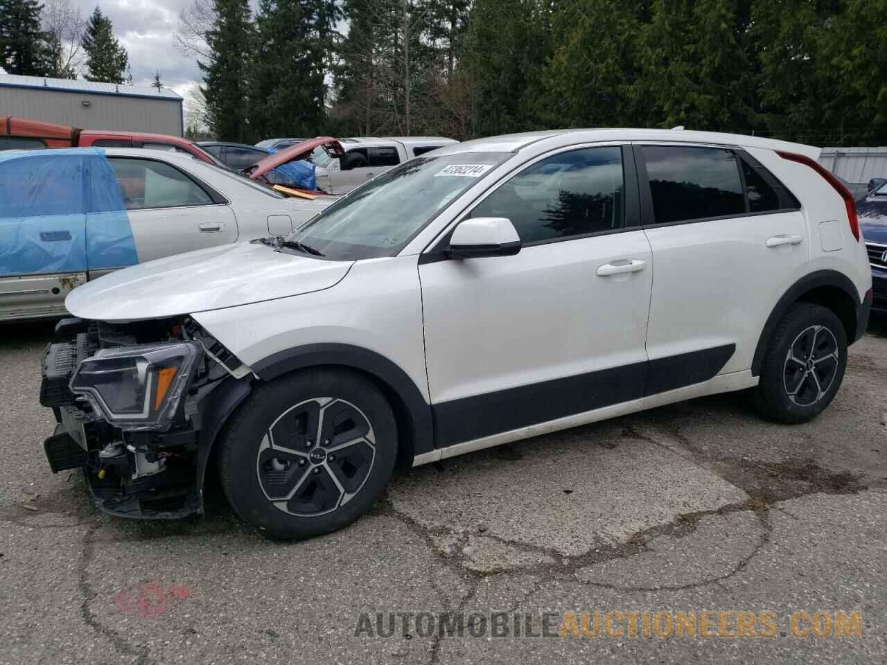 KNDCP3LE6P5069967 KIA NIRO 2023