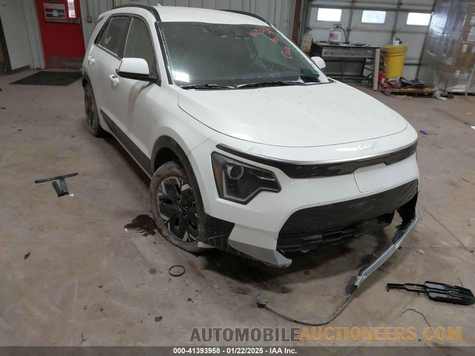 KNDCR3L10R5101726 KIA NIRO EV 2024