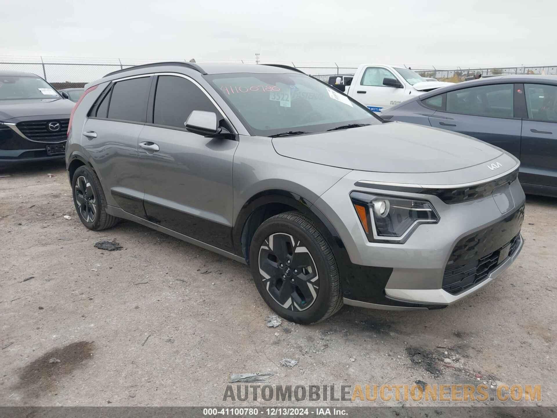 KNDCR3L14P5016014 KIA NIRO EV 2023