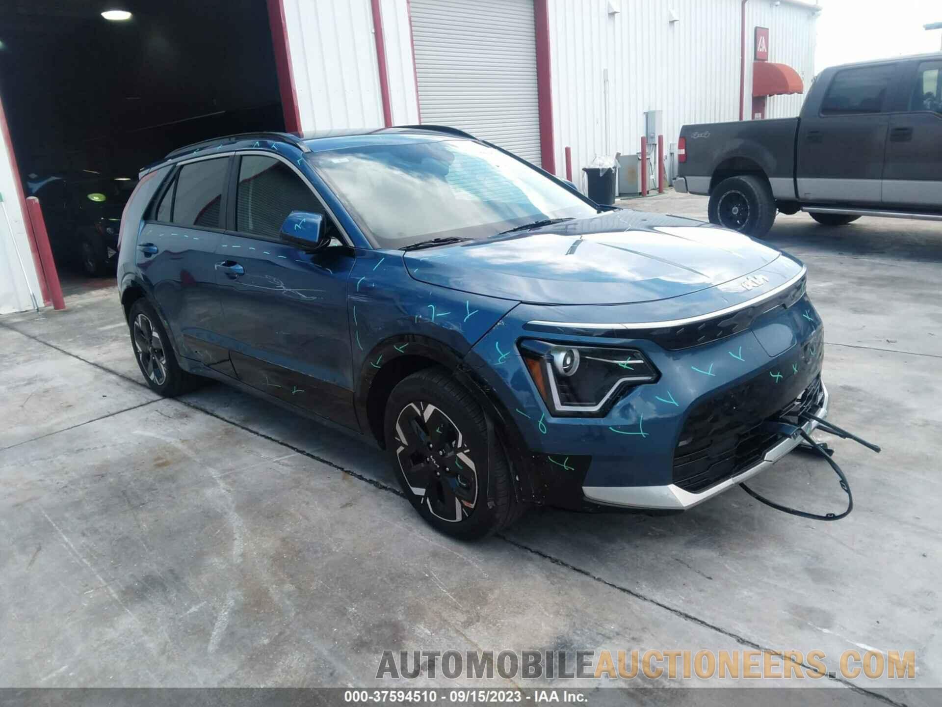 KNDCR3L14P5037509 KIA NIRO EV 2023