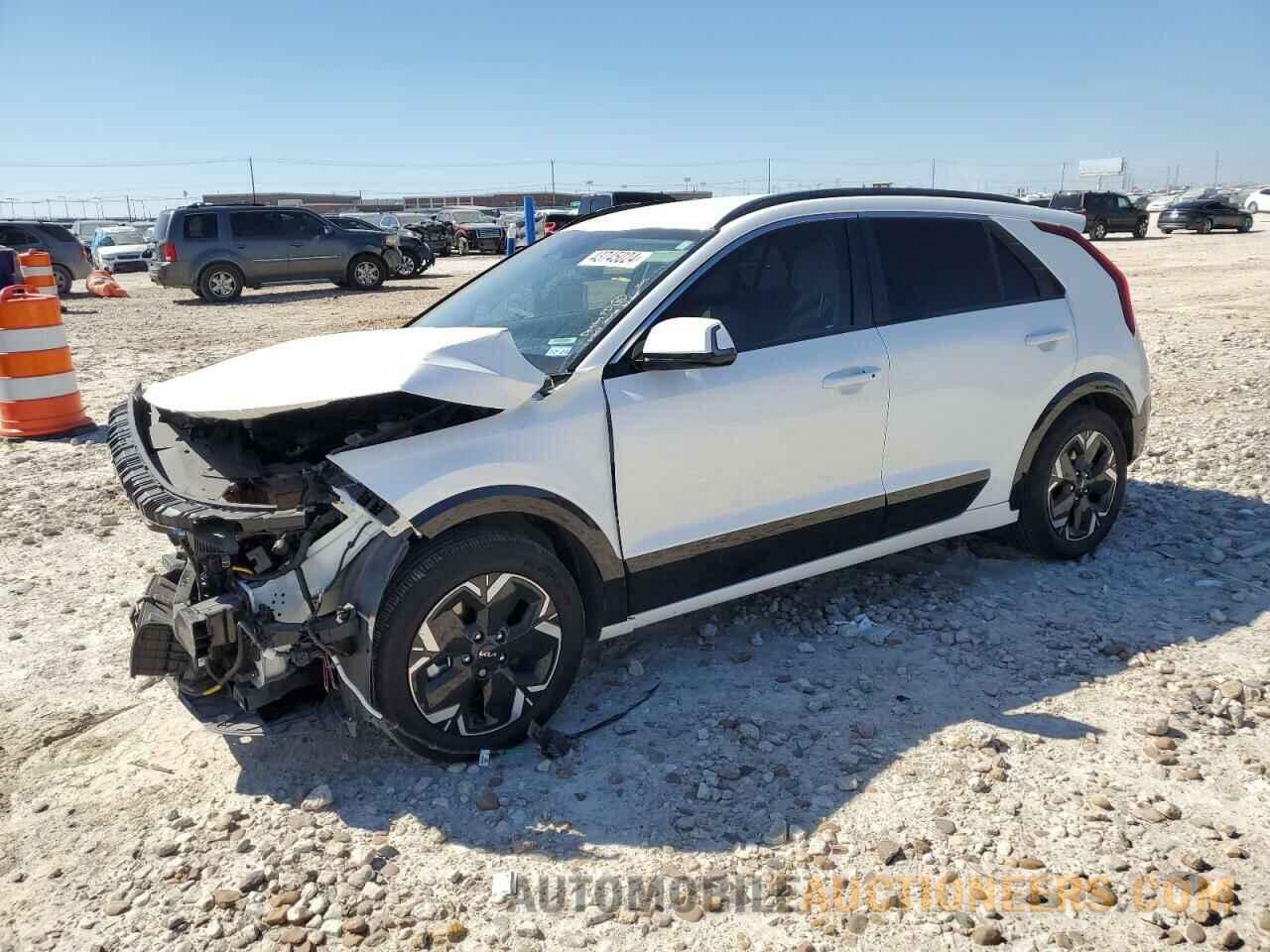 KNDCR3L15P5016328 KIA NIRO WIND 2023