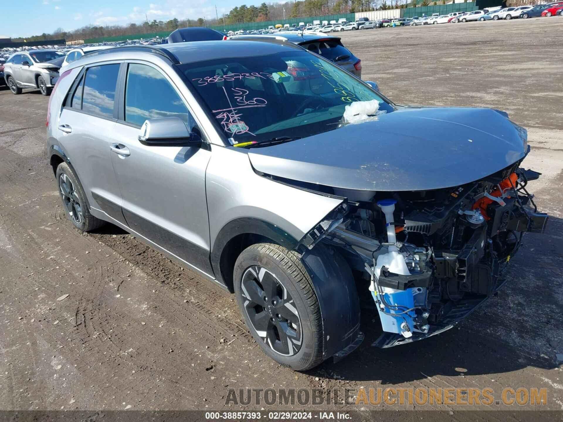 KNDCR3L16P5045952 KIA NIRO EV 2023