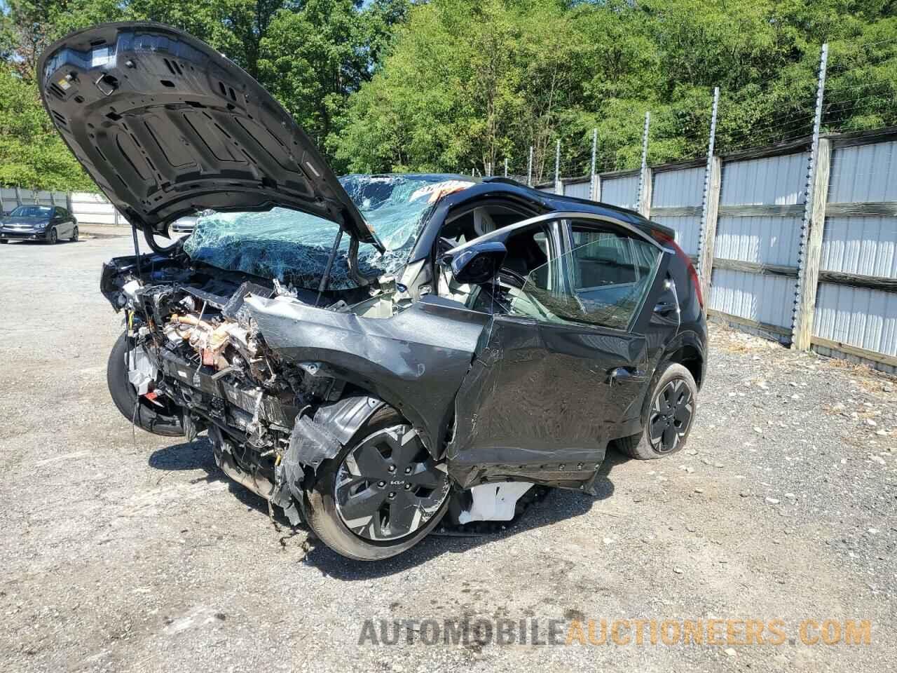 KNDCR3L16P5045983 KIA NIRO WIND 2023