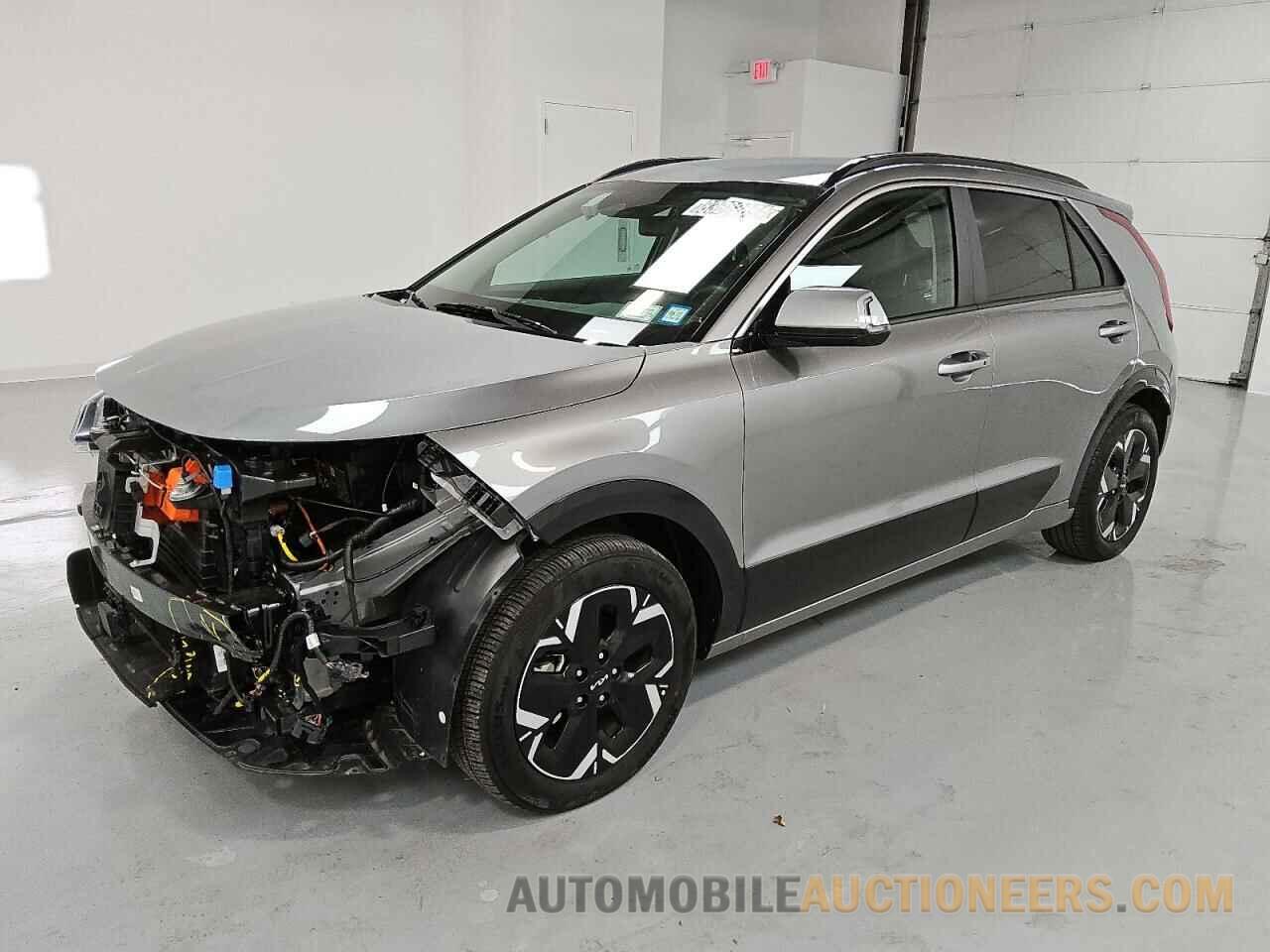 KNDCR3L17R5121892 KIA NIRO WIND 2024