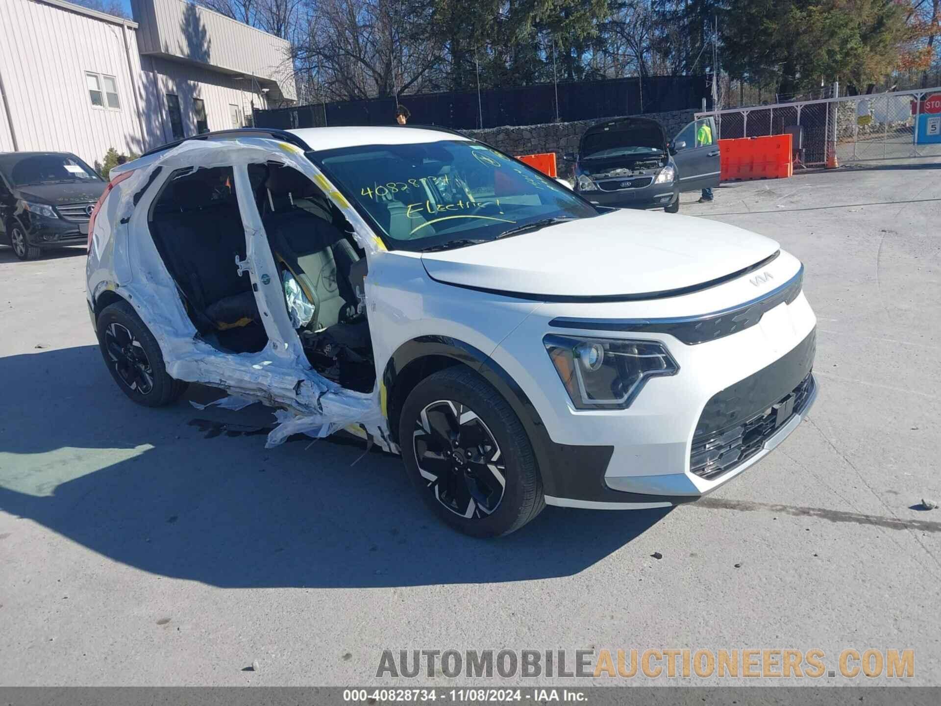 KNDCR3L18P5054734 KIA NIRO EV 2023