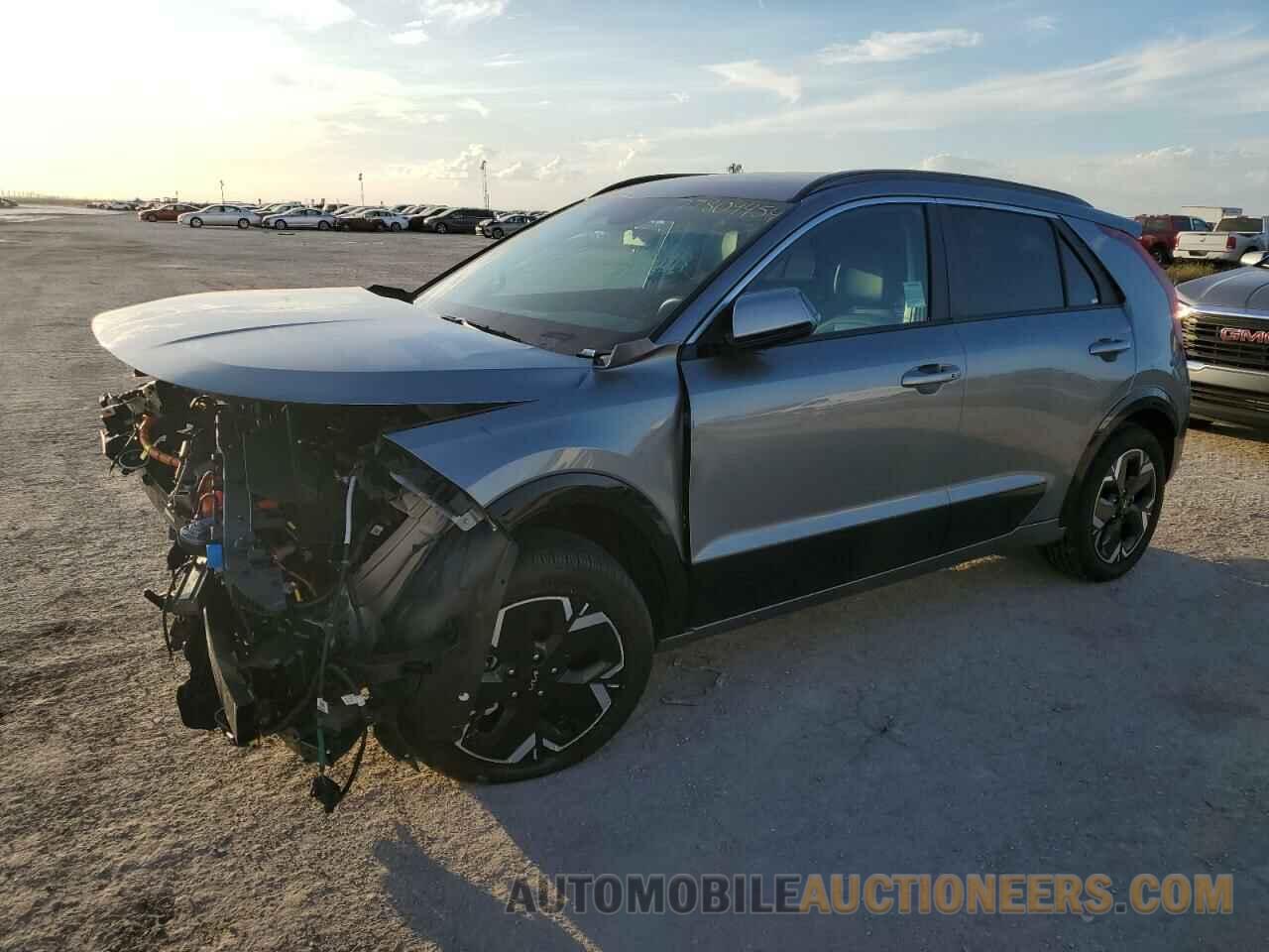 KNDCR3L1XR5110675 KIA NIRO WIND 2024