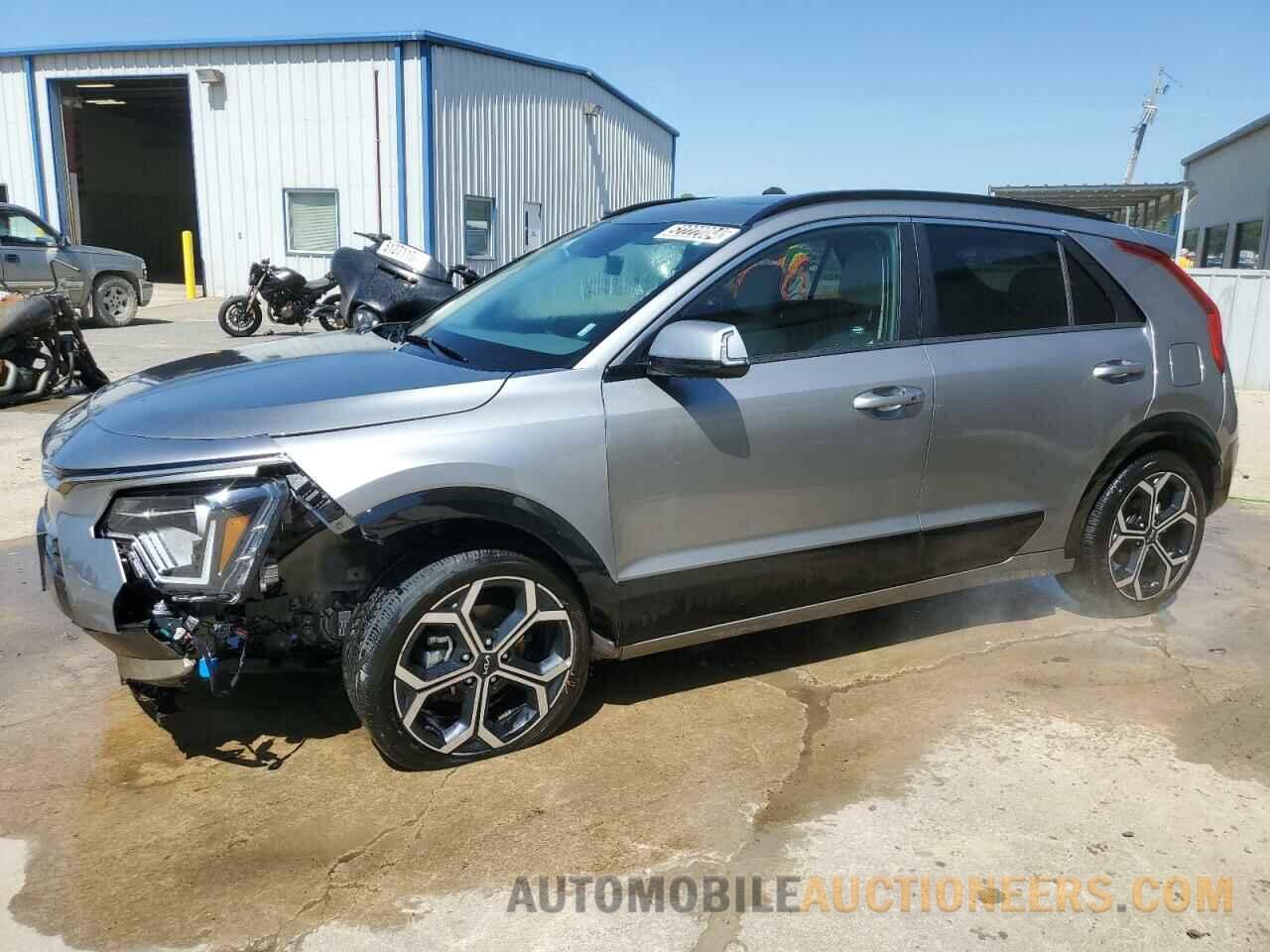 KNDCR3LE2P5046602 KIA NIRO 2023