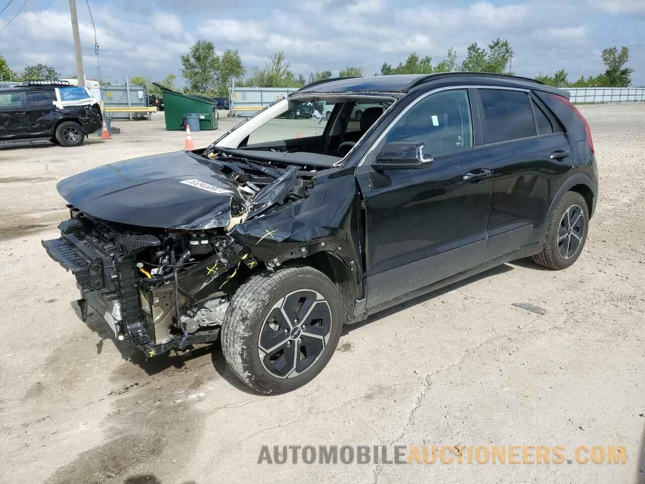 KNDCR3LE4P5044656 KIA NIRO 2023