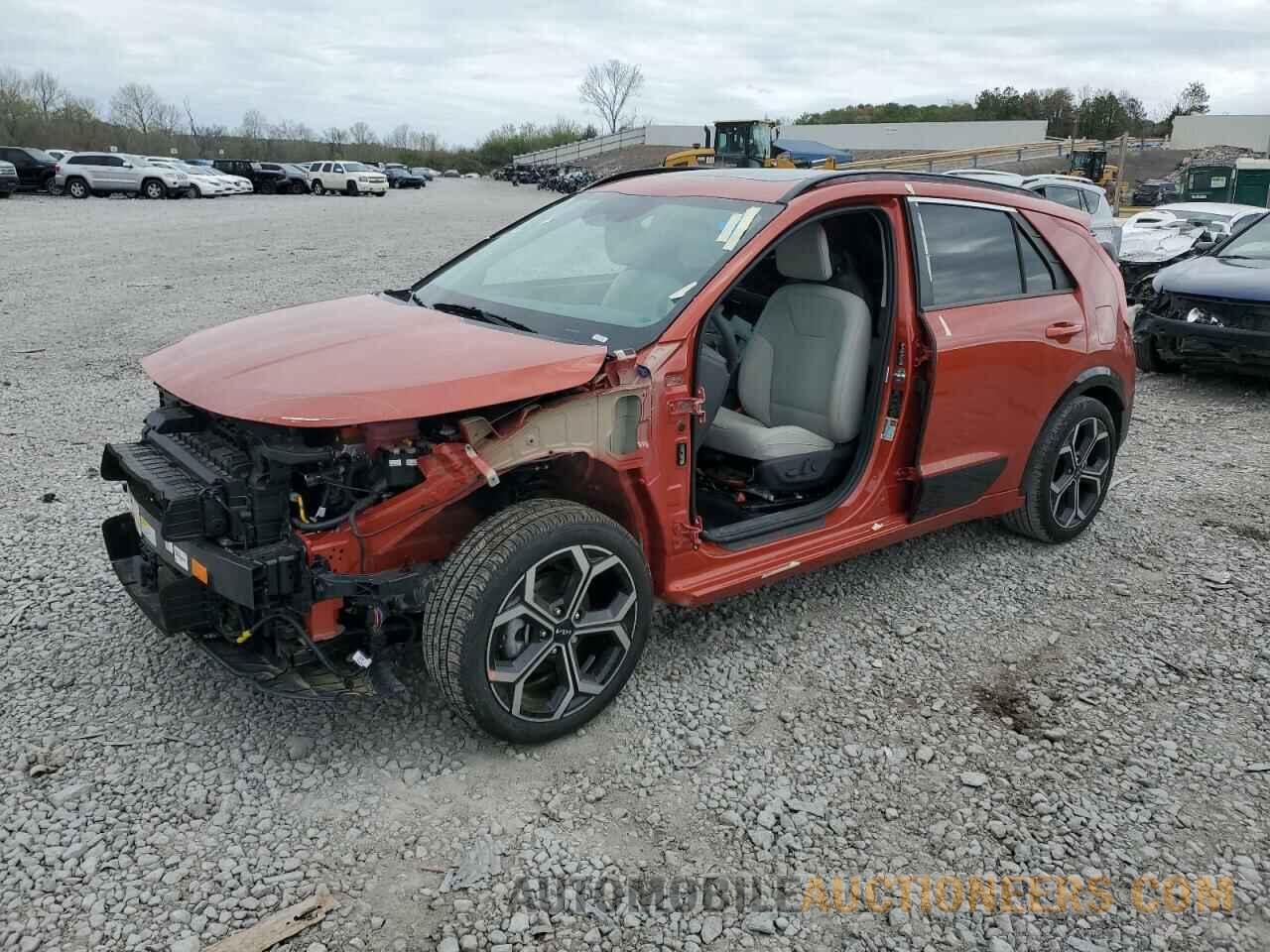 KNDCR3LE6P5093521 KIA NIRO 2023