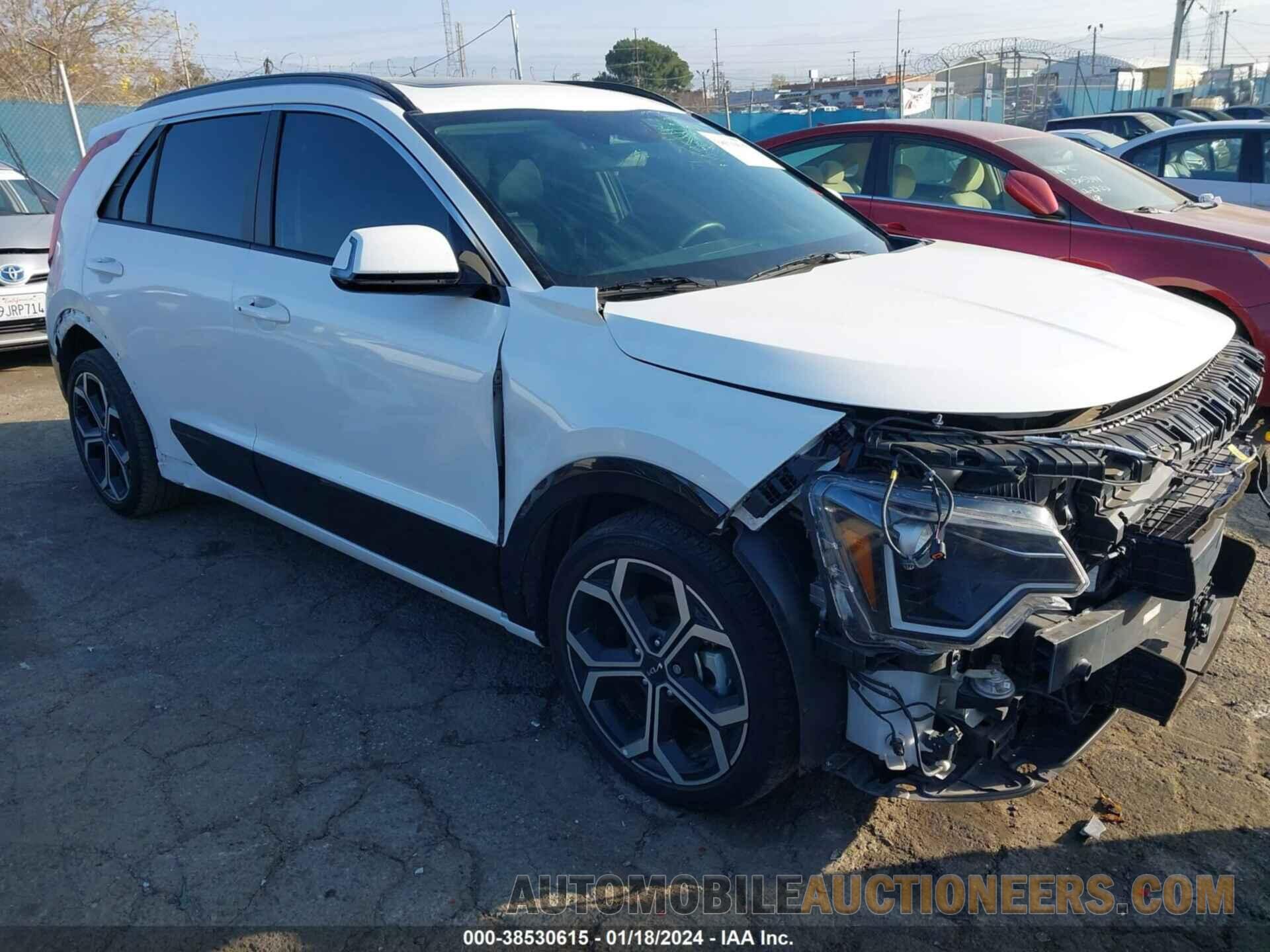 KNDCR3LE7P5033117 KIA NIRO 2023