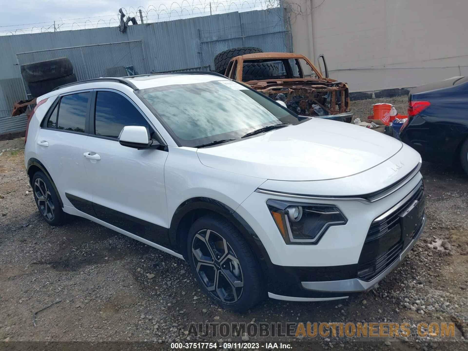 KNDCR3LE7P5061483 KIA NIRO 2023