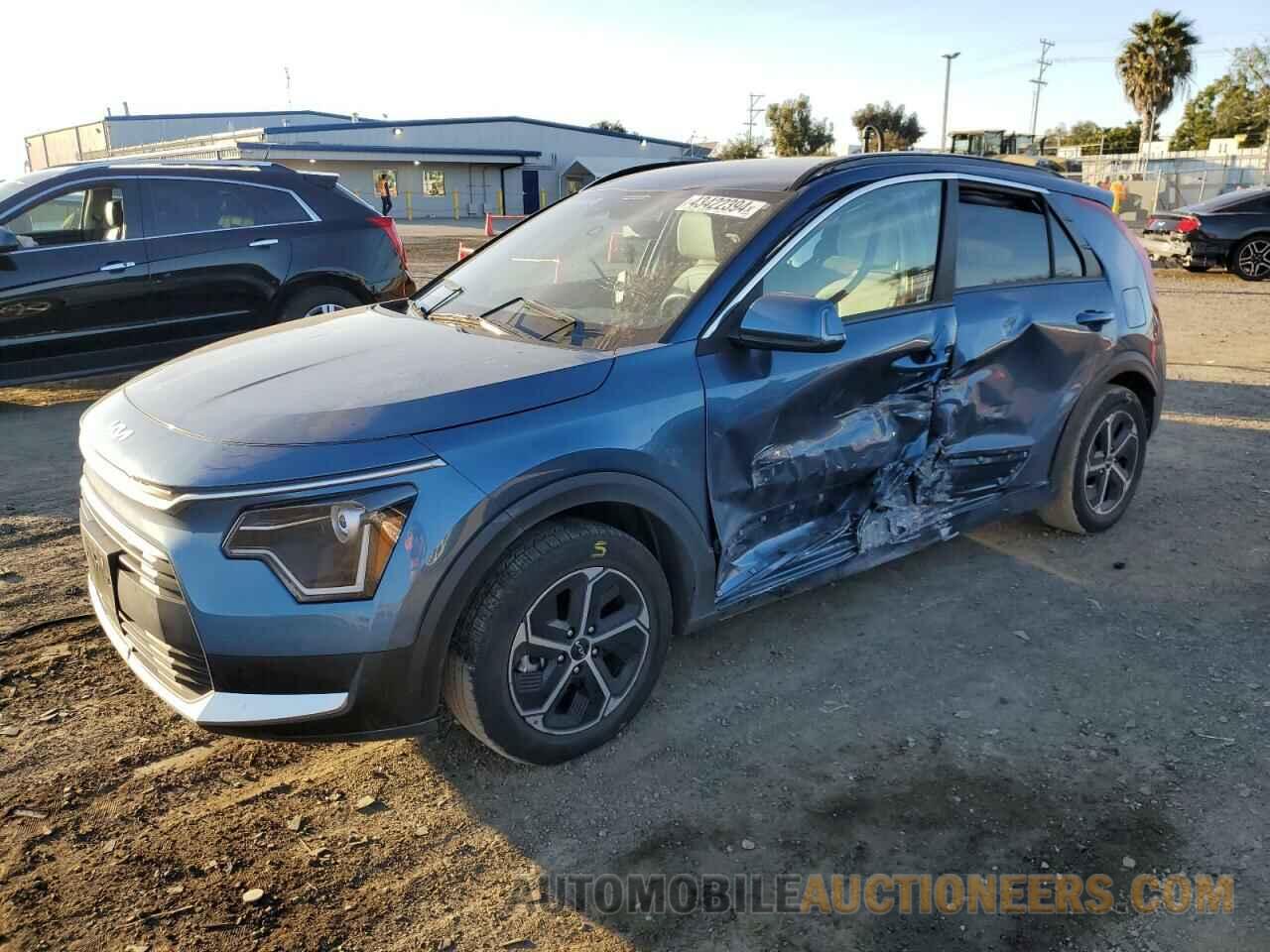 KNDCR3LE8P5061122 KIA NIRO 2023