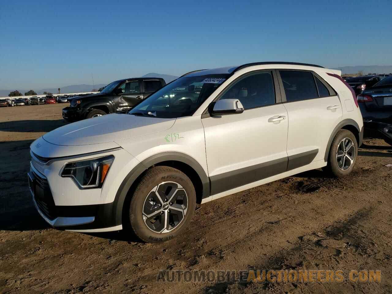 KNDCR3LEXR5138043 KIA NIRO 2024