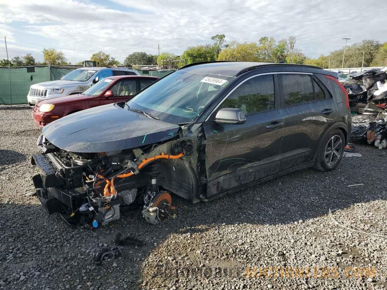 KNDCS3LF2P5068807 KIA NIRO 2023