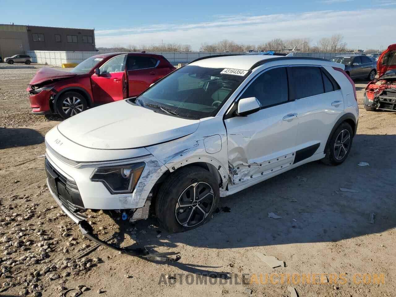 KNDCS3LF6P5101694 KIA NIRO 2023