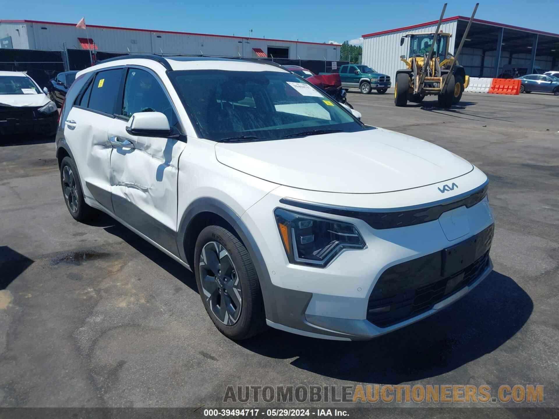 KNDCT3L14P5012997 KIA NIRO EV 2023