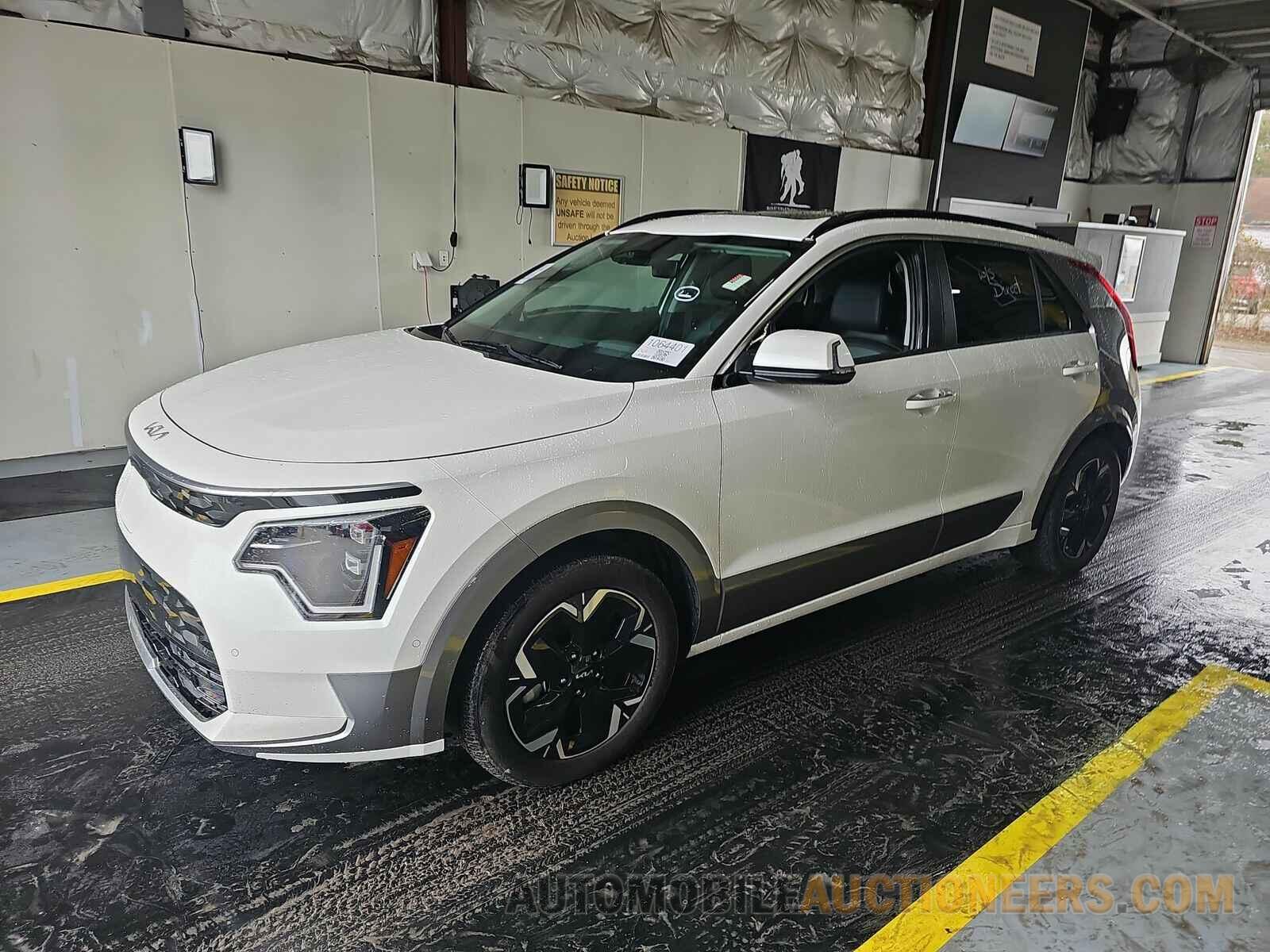 KNDCT3L15P5017870 Kia Niro EV 2023