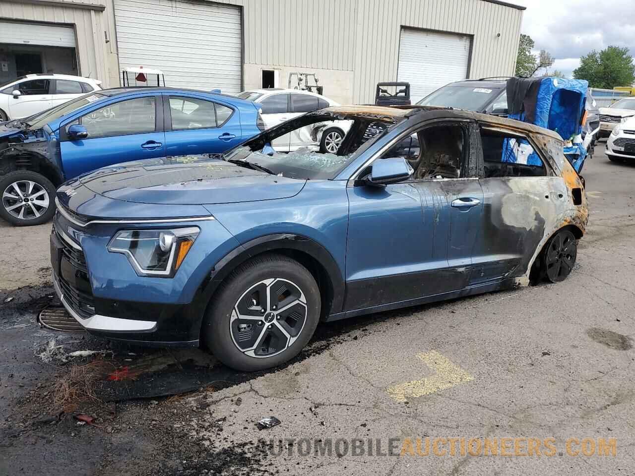 KNDCT3LE1P5098028 KIA NIRO SX 2023