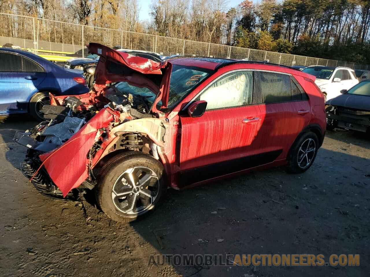 KNDCT3LE4P5068148 KIA NIRO SX 2023